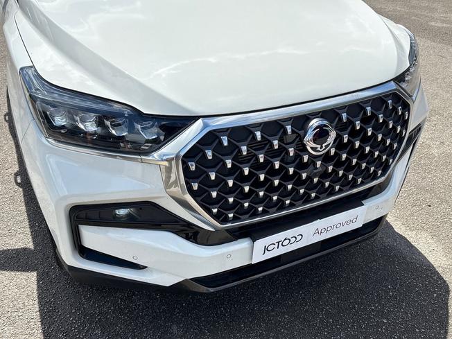 SSANGYONG Rexton Photo 34