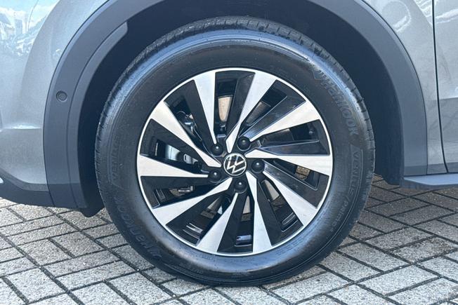 VOLKSWAGEN T-Roc Photo 23