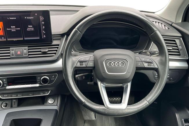 AUDI Q5 Photo 11