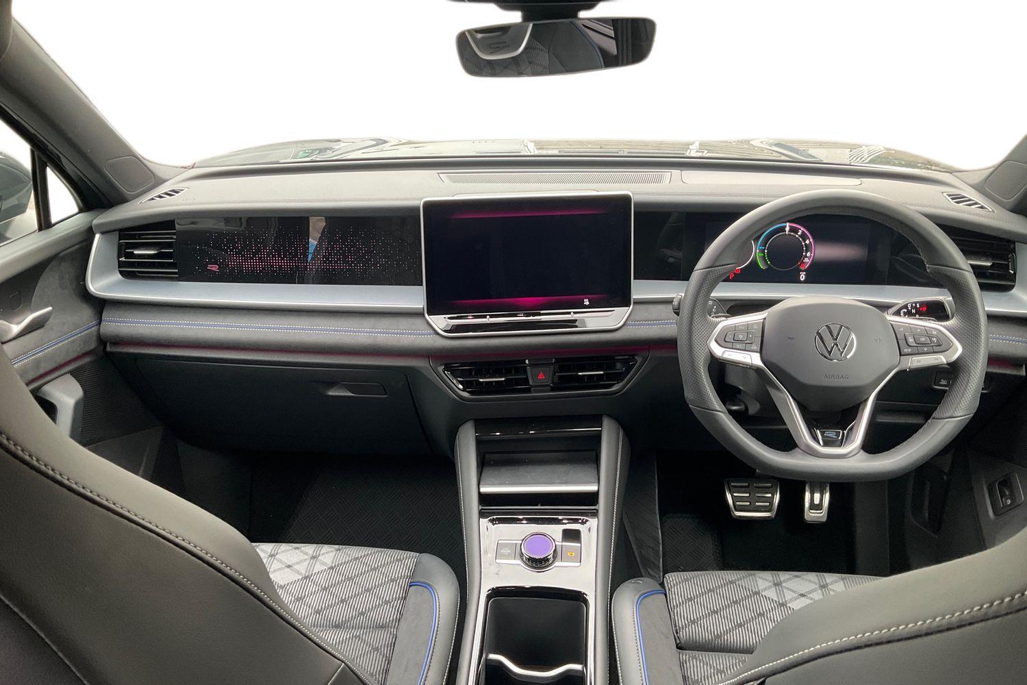 Volkswagen TAYRON Photo 9