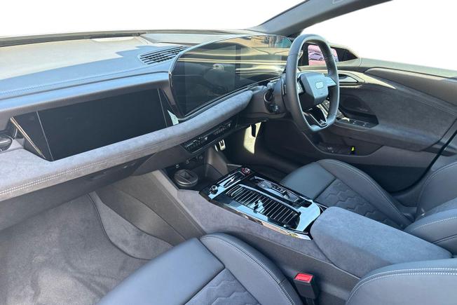 AUDI A6 E-Tron Sportback Photo 2