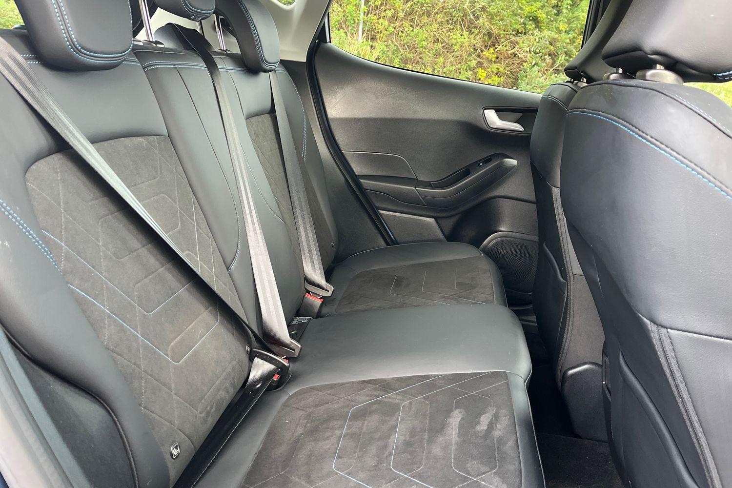 Ford Fiesta Photo 36