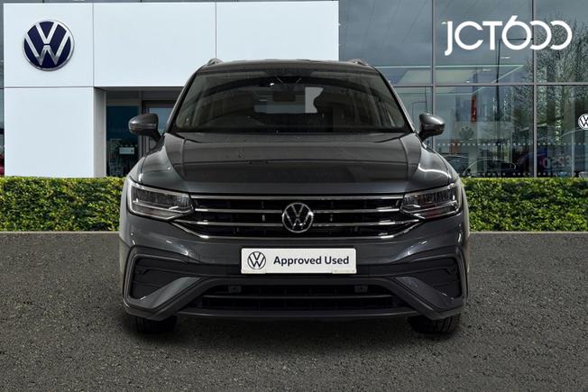 VOLKSWAGEN Tiguan Allspace Photo 8