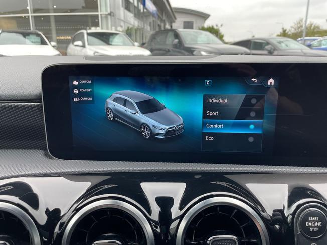 MERCEDES-BENZ A Class Photo 39