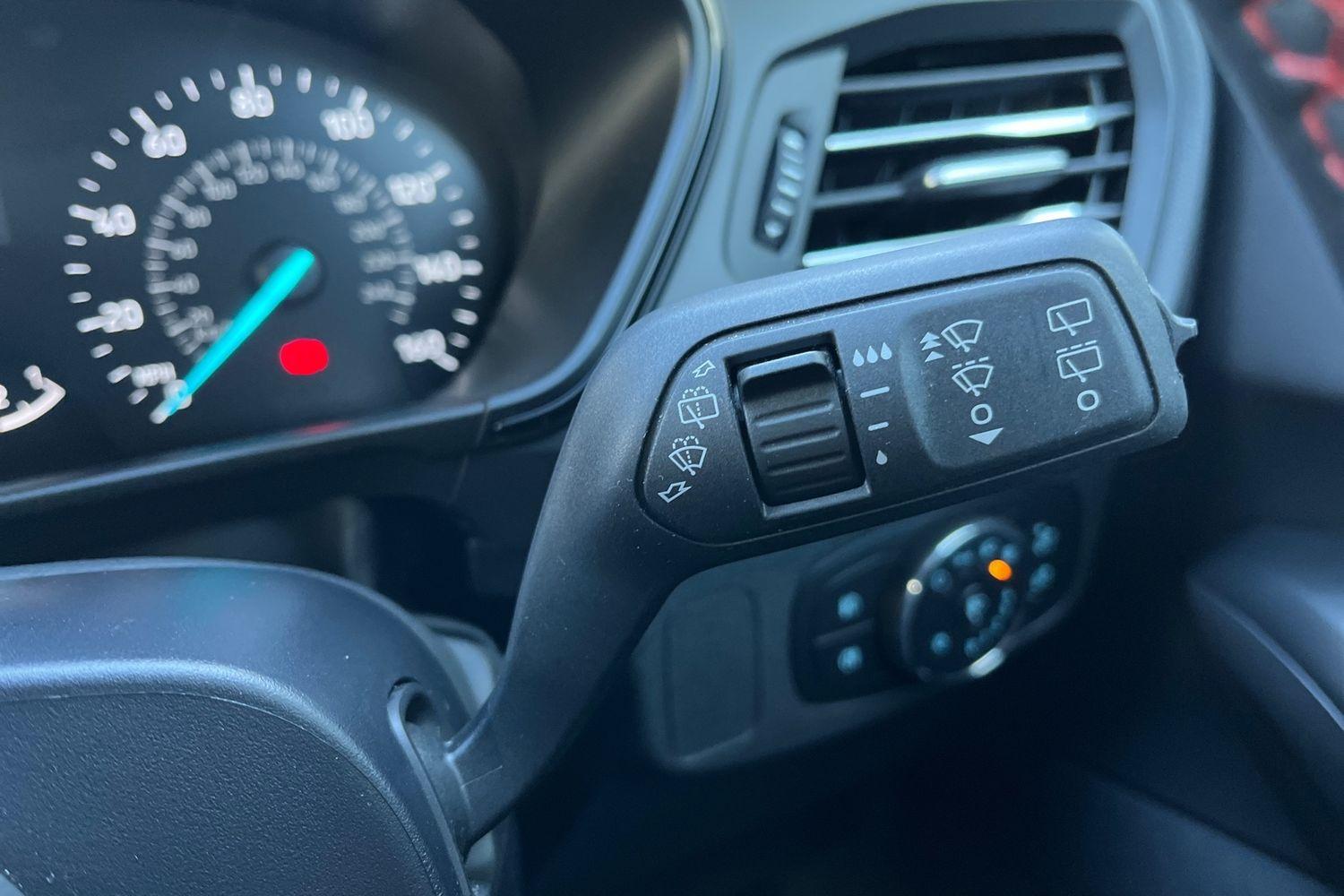 Ford Focus Photo 14