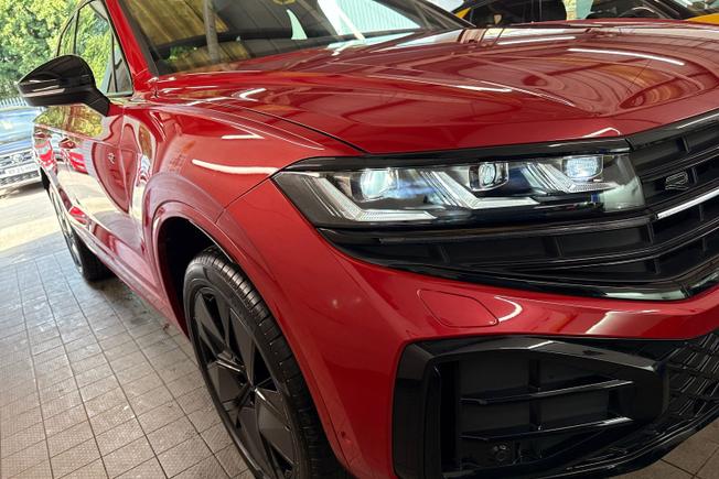 Volkswagen Touareg Photo 19