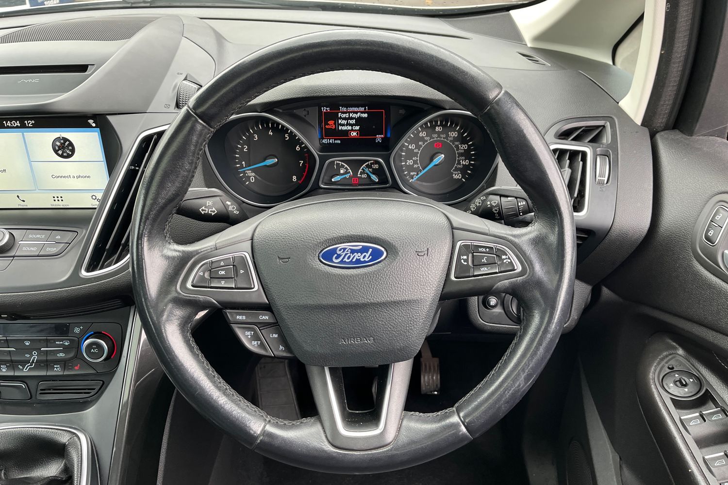 Ford GRAND C-MAX Photo 11