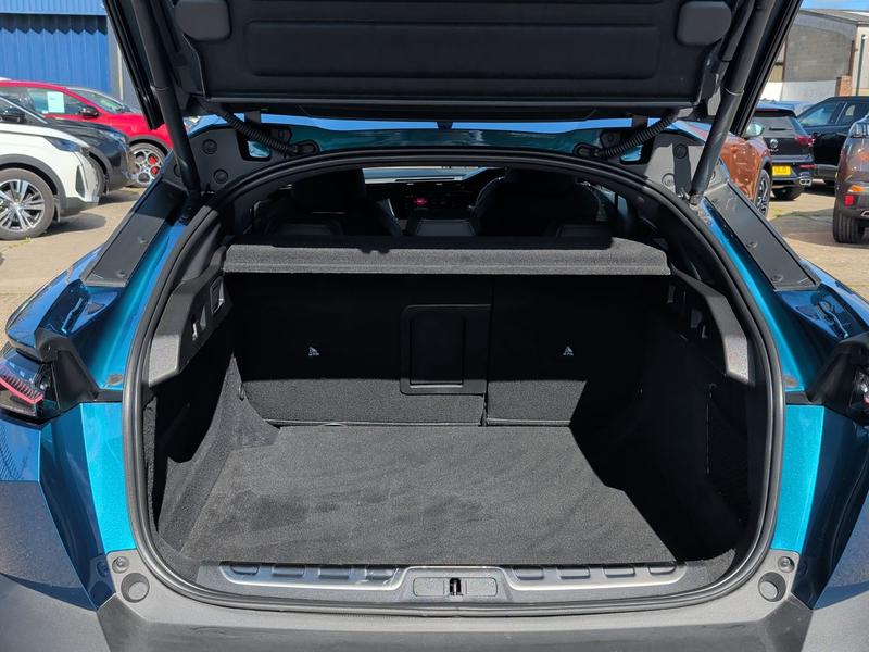 Used Peugeot 408 KM25UWU 18