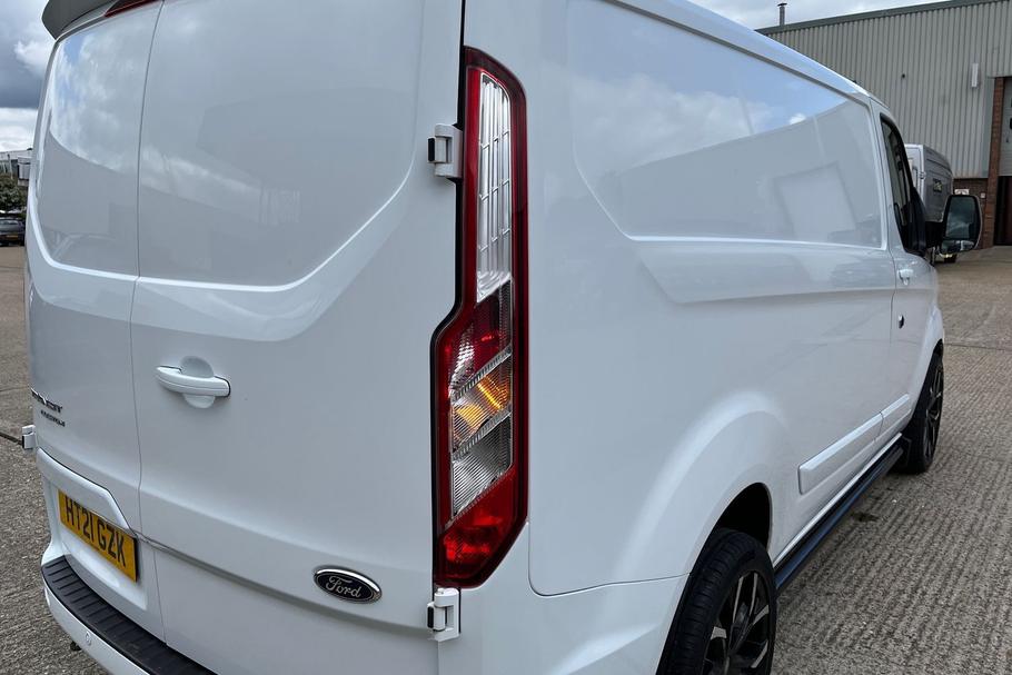 Used Ford TRANSIT CUSTOM HT21GZK 39
