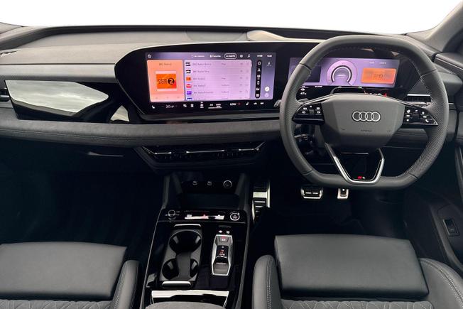 AUDI Q6 E-Tron Photo 10