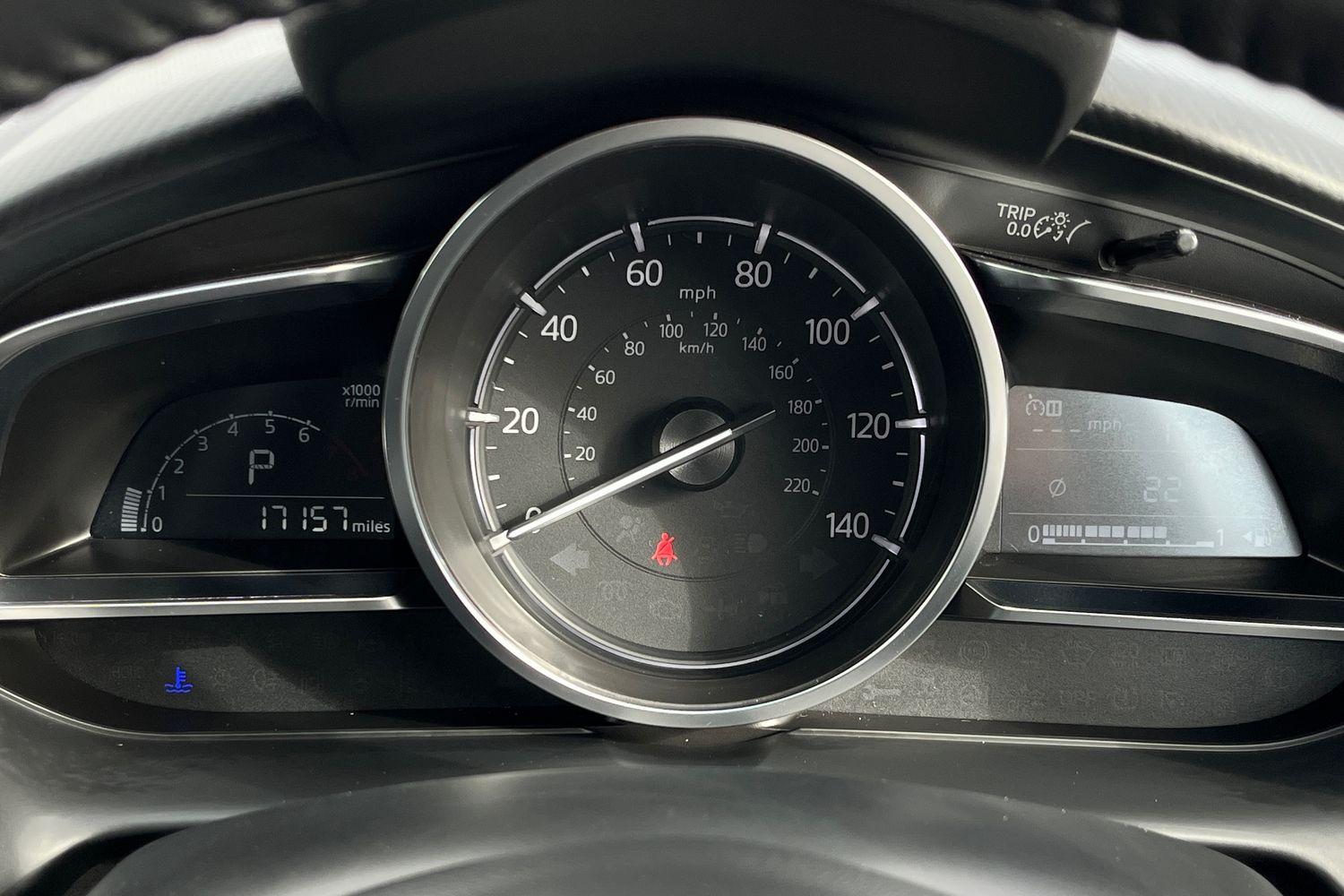 Mazda Mazda2 Photo 12