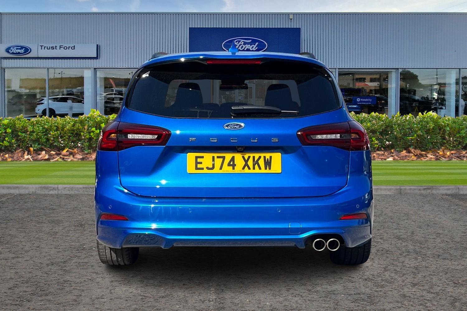 Ford Focus Photo 6