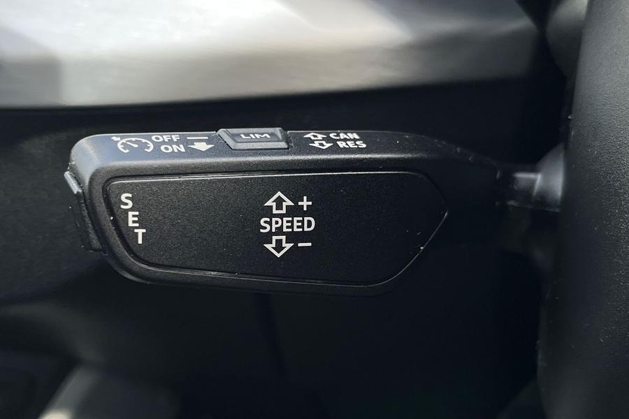 Audi Q2 Photo autoimg-905b80d632418ab0c2d4d11ff2e8c004f2ed5195.jpg