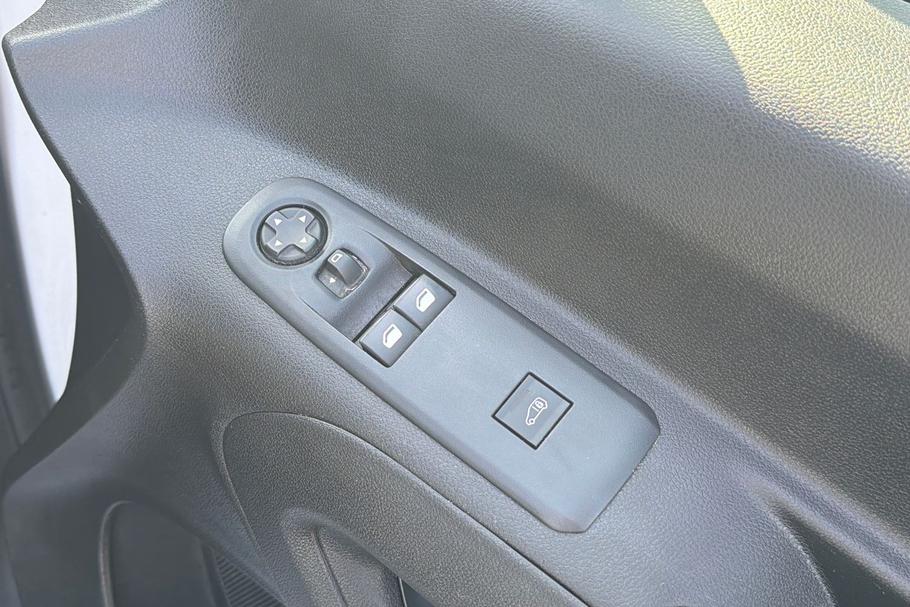 Used Citroen Berlingo MH23DJZ 15