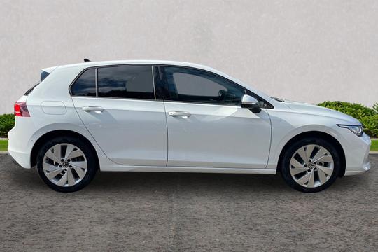 Volkswagen Golf Photo autoimg-905dd23bbfeb856b521af7e7193aa917ab897026.jpg