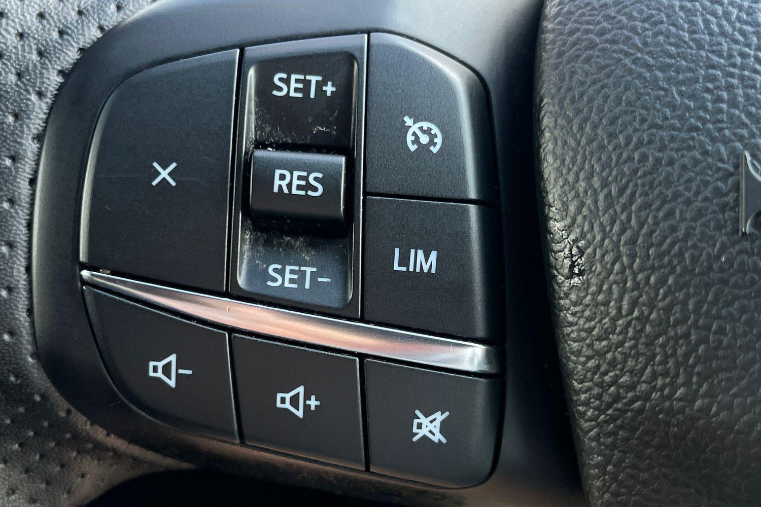 Ford Kuga Photo 24