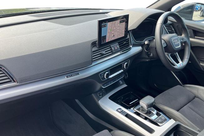 AUDI Q5 Photo 2