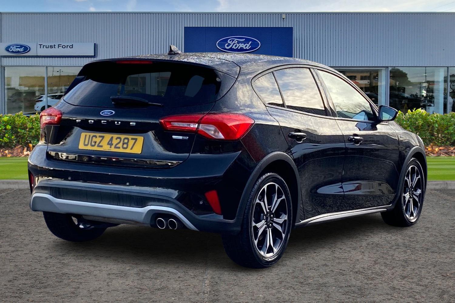 Ford FOCUS Photo 3