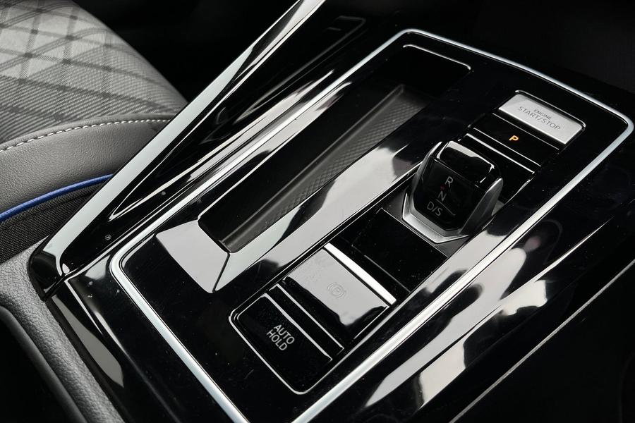 Volkswagen GOLF Photo autoimg-9064646c5995f1298891af14f88a77f09a63d2c8.jpg