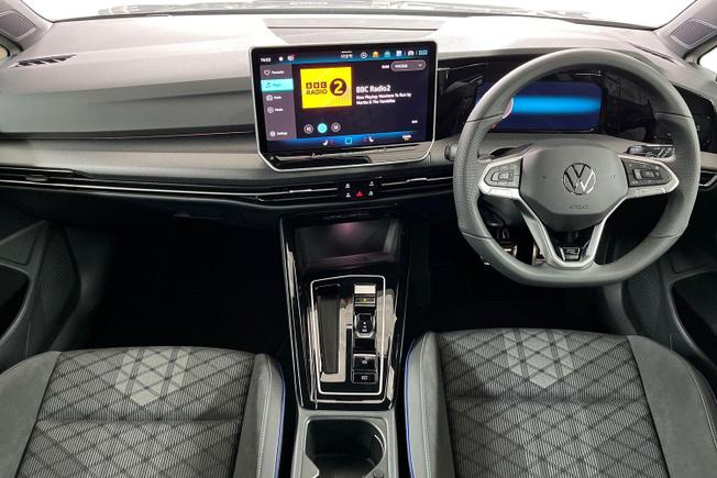 VOLKSWAGEN Golf Photo 10