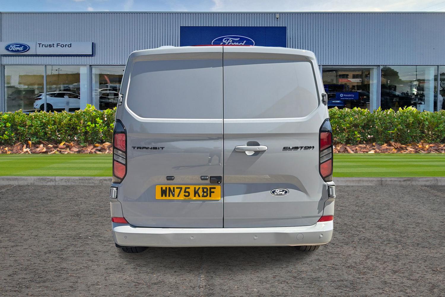 Ford TRANSIT CUSTOM Photo 12