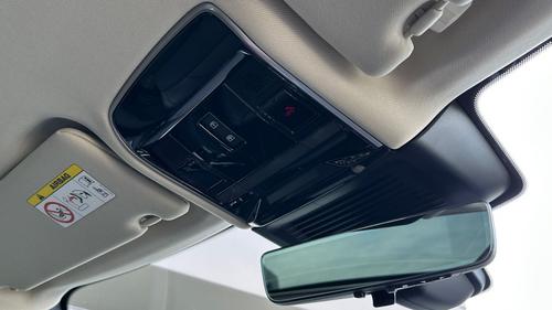 Land Rover Range Rover Photo autoimg-906b736a3e102a45b016fcbcdf2b7ad1e8fbaf0c.jpg