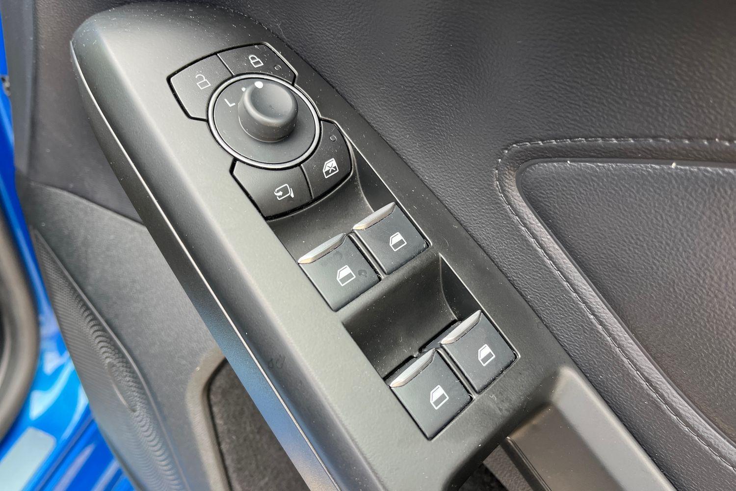 Ford Focus Photo 15