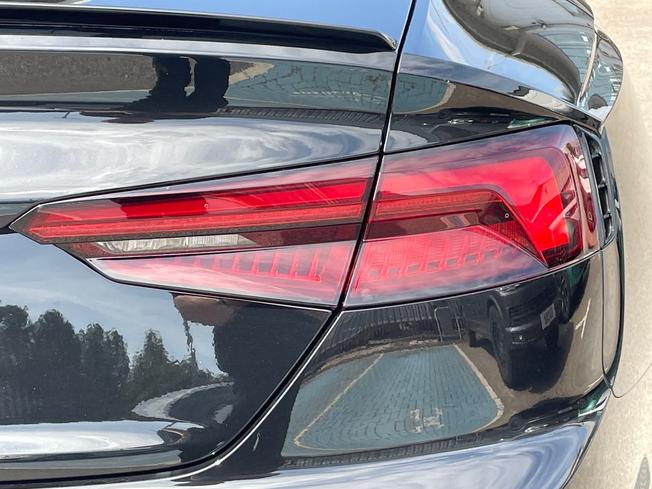 AUDI RS5 Photo 18