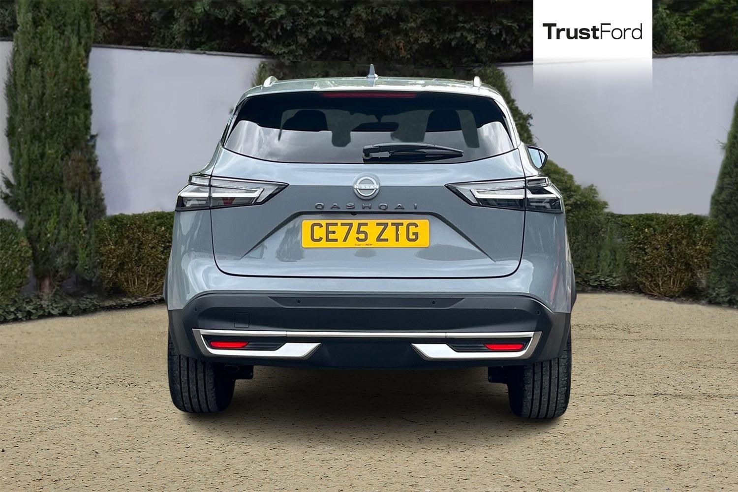 Nissan QASHQAI Photo 6