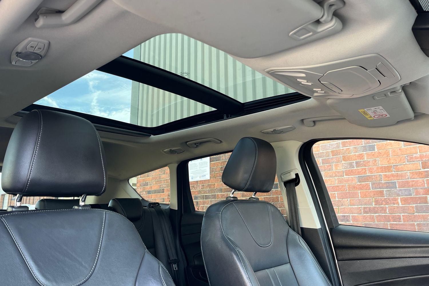 Ford Kuga Photo 38