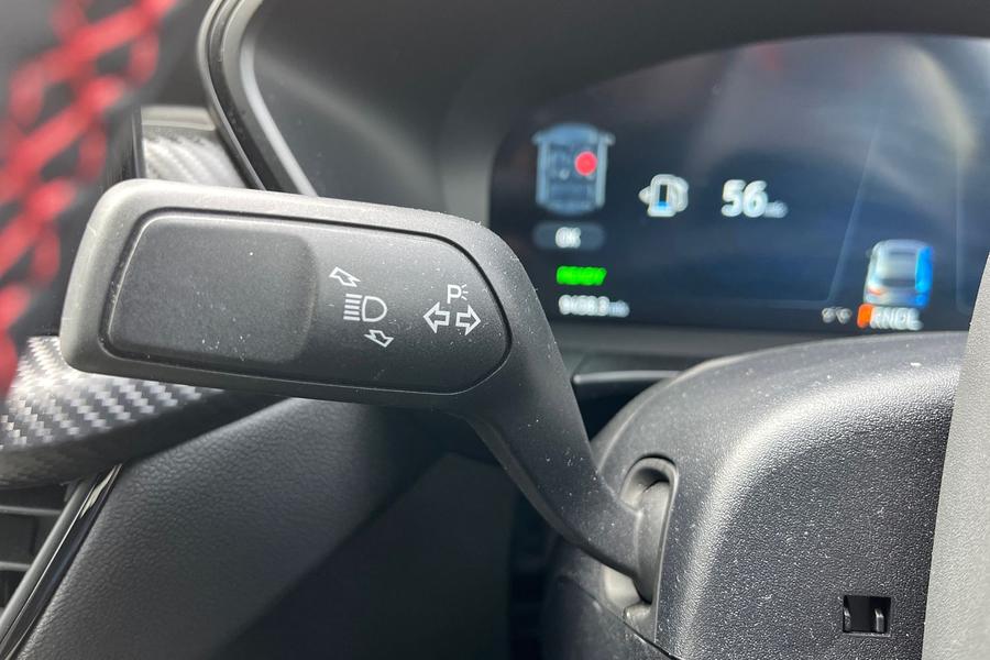 Ford Kuga Photo autoimg-907a9d8f8cbdcba7fbe9fc4be399e08120d2af7b.jpg