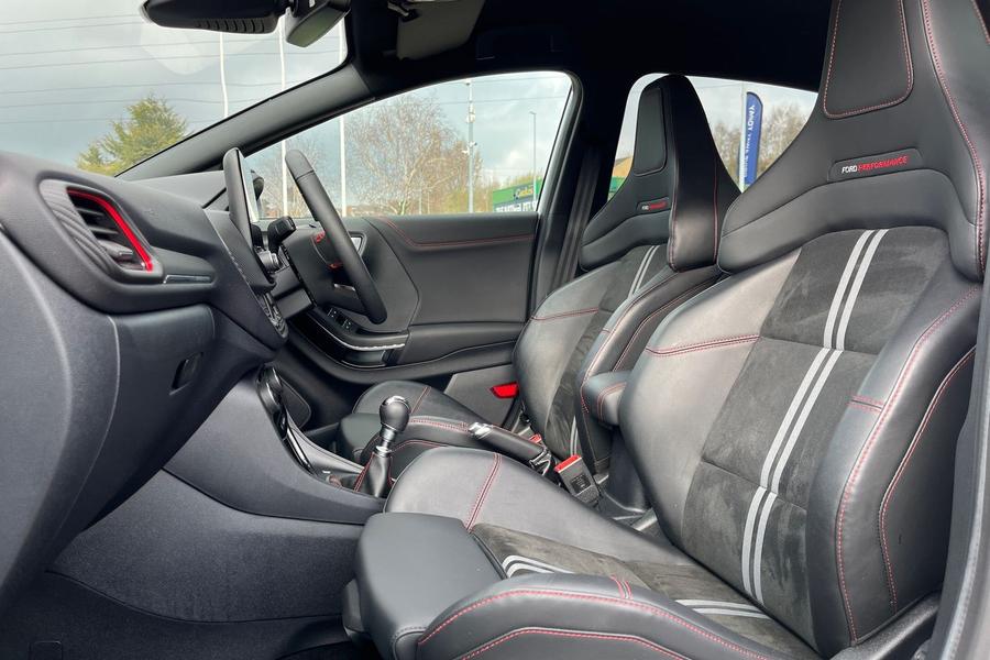 Ford PUMA Photo autoimg-907aef9e1c5ff8325a89b644fd2b07ee34d891e2.jpg