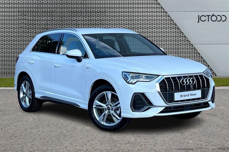 Used ~ Audi Q3 Audi Q3 S line 35 TFSI 150 PS Arkona white, solid at JCT600