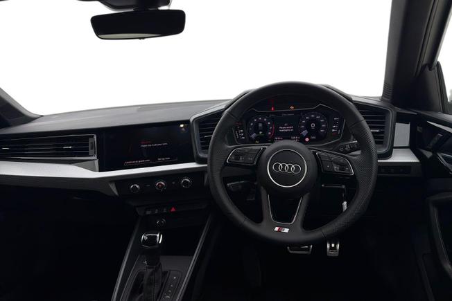 Audi A1 Photo 12