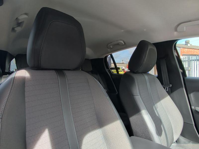 Used Peugeot 208 ET23JYV 36
