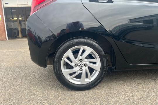 Honda Jazz Photo autoimg-908415b1a6408e49714a31b4324ad7dace2241b6.jpg