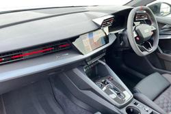 AUDI RS3 Photo 2