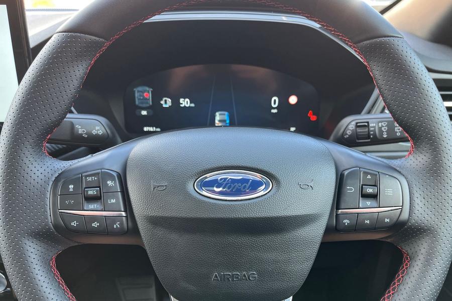 Ford Kuga Photo autoimg-90887a8843164cb8af5fce50f6d907d878c55cf5.jpg
