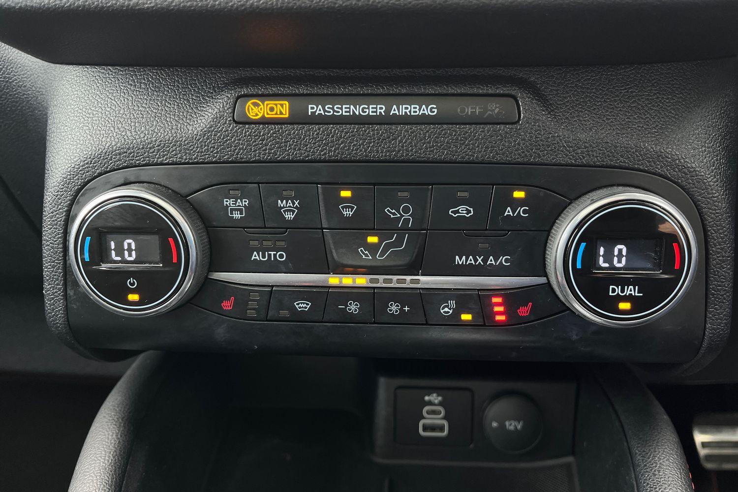 Ford Kuga Photo 31