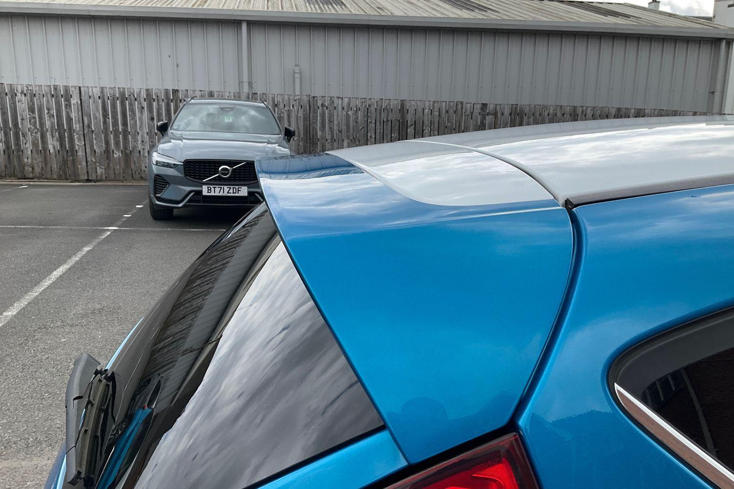 Ford FIESTA Photo 32