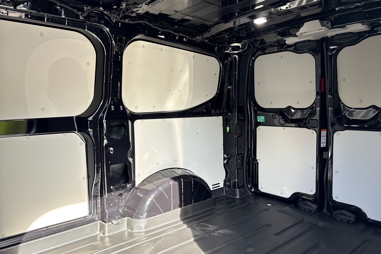 Ford TRANSIT CUSTOM Photo 3