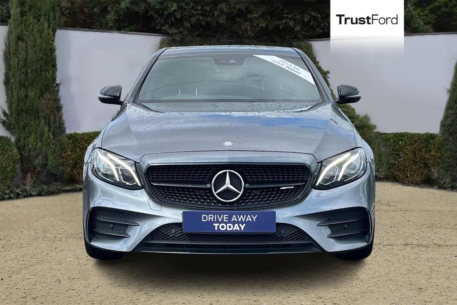 Mercedes-Benz E CLASS Photo autoimg-9092c32ecdd29af11a080f45592f8a393ac0d43b.jpg
