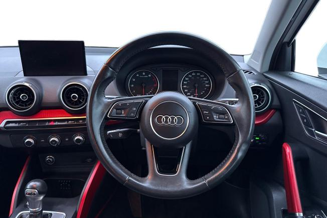AUDI Q2 Photo 11