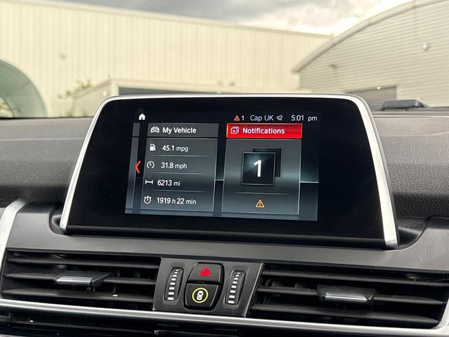 BMW 2 Series Active Tourer Photo 30