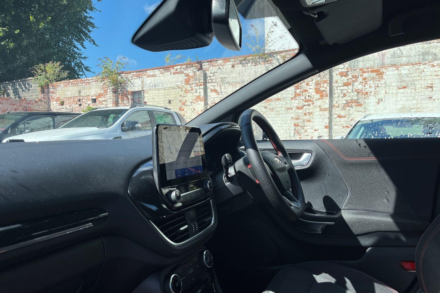 Ford PUMA Photo 17