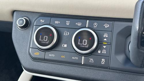 Land Rover Defender Photo autoimg-90a71d6b46d9f062569032237b1e38f0c9cd976b.jpg