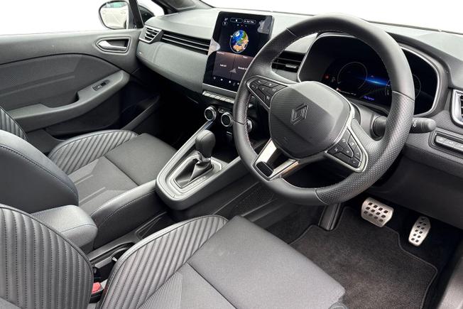 RENAULT Clio Photo 6
