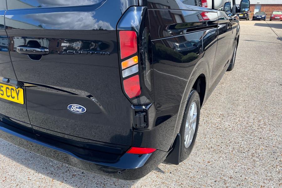 Ford TRANSIT CUSTOM Photo autoimg-90a8f457703904282466a4b5a7b7a049d399c716.jpg