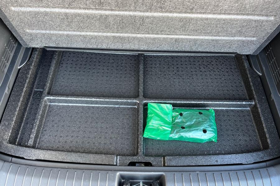 Hyundai KONA Photo autoimg-90ae5b786a362bdcb05c6ca4facf909e8617d6fe.jpg