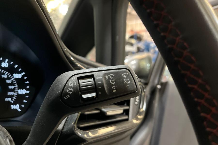 Ford FIESTA Photo autoimg-90aff7b40dfd2f1b195aad0acb3e018d0f351c92.jpg